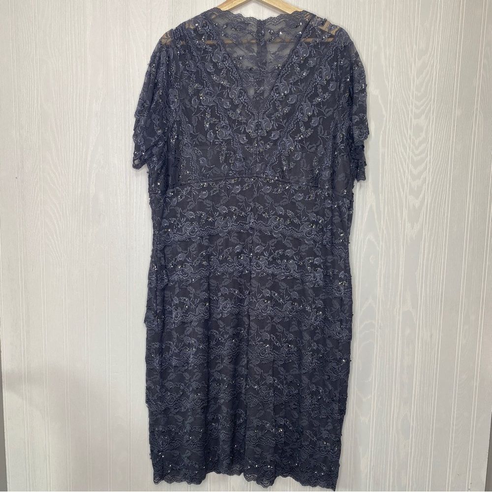 Marina Lace Sequined Stretch Body Con Formal Dress Size 22W - Picture 8 of 14